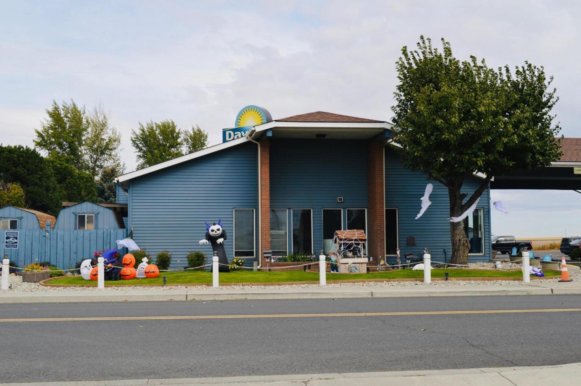 Days Inn By Wyndham Ritzville Exterior photo