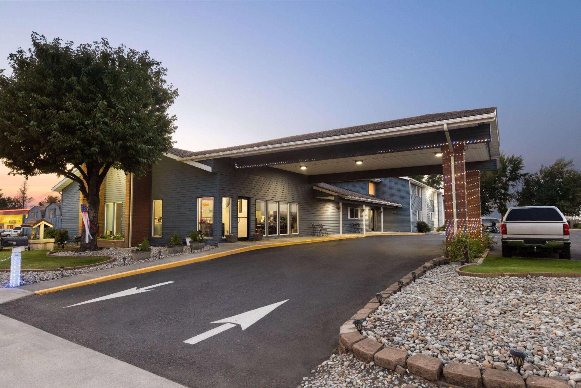 Days Inn By Wyndham Ritzville Exterior photo